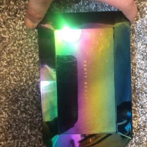 Fenty beauty galaxy eyeshadow pallet